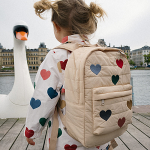 Рюкзак стеганый Konges Slojd "Juno Frappe", красочные сердца, средний, водонепроницаемый
